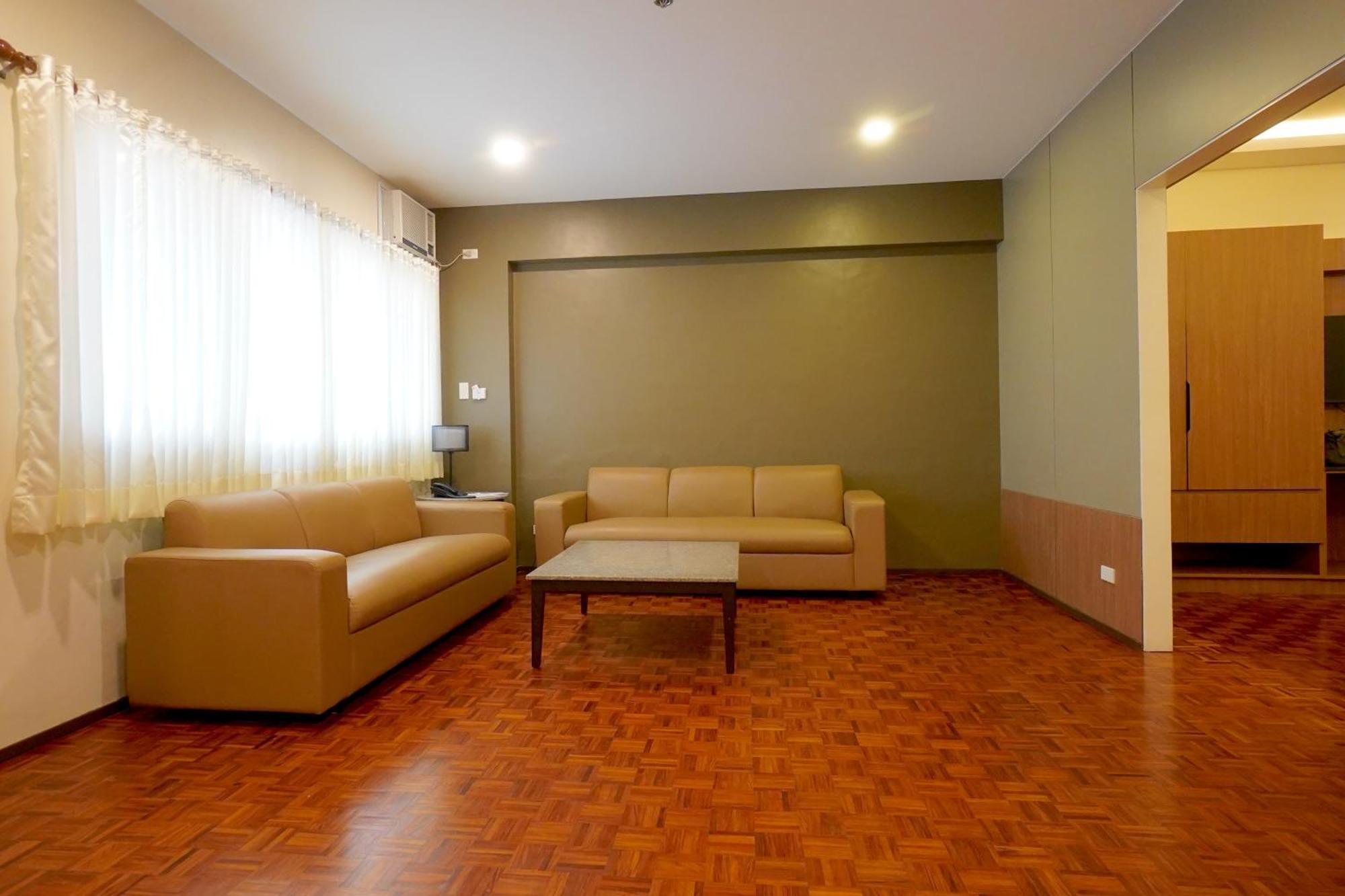 Tropicana Suites Manila Exterior foto